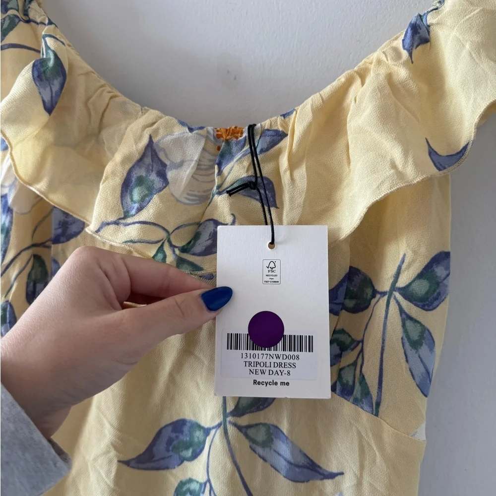 REFORMATION Tripoli Dress in New Day 8 - Picture 7 of 9